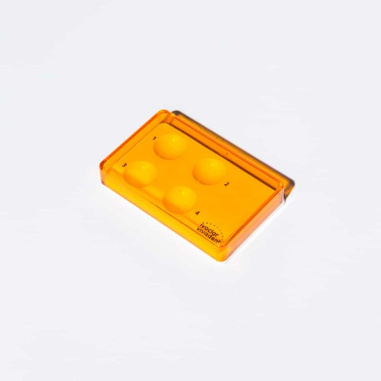 Mixing plate